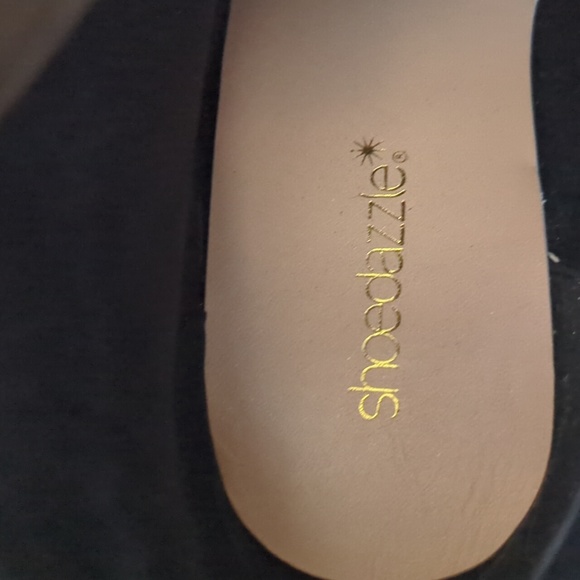 SHOEDAZZLE DILLY BLOCK HEEL BOOTIE - Picture 13 of 14